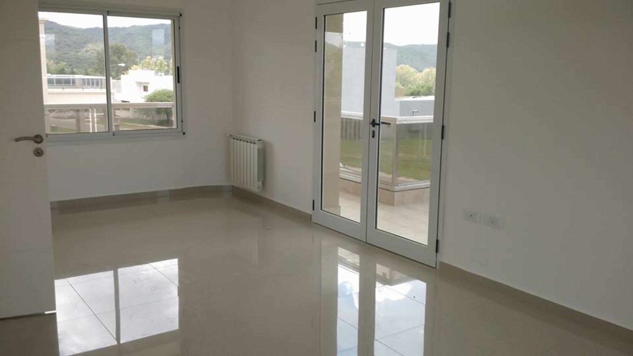 LA ARBOLADA HOLLYWOOD- HERMOSA CASA EN VENTA A ESTRENAR! — foto 4