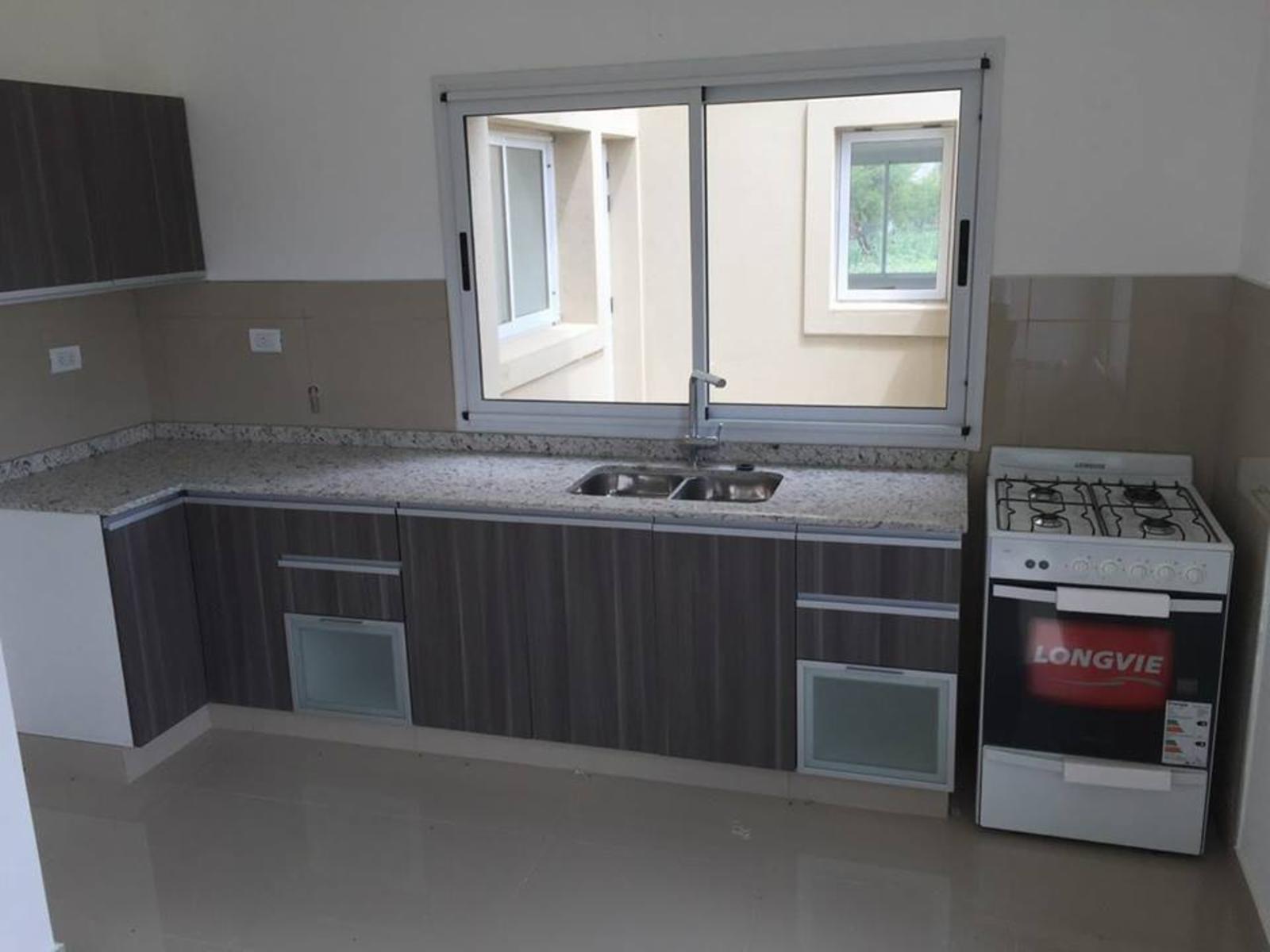 LA ARBOLADA HOLLYWOOD- HERMOSA CASA EN VENTA A ESTRENAR! — foto 12