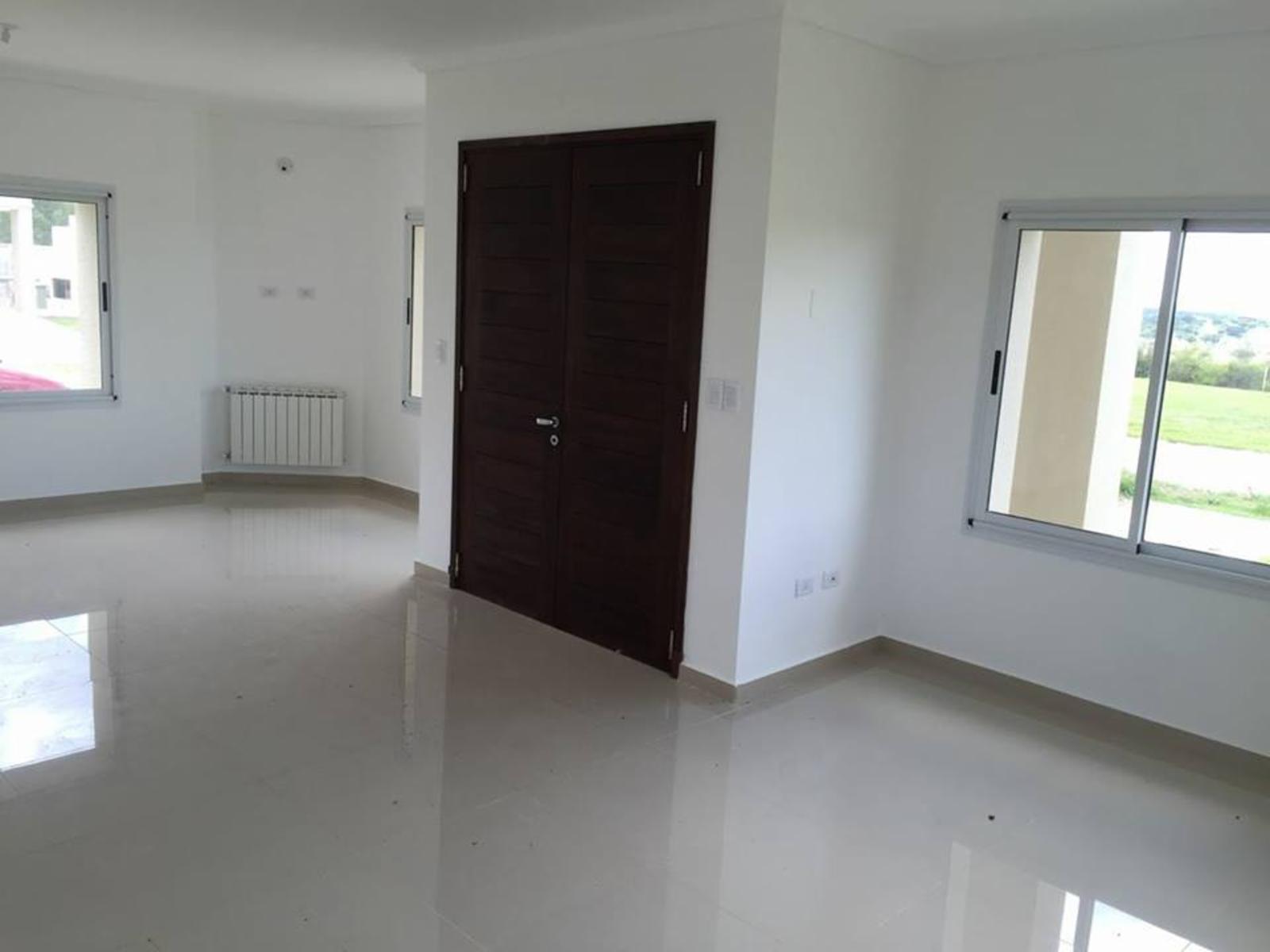 LA ARBOLADA HOLLYWOOD- HERMOSA CASA EN VENTA A ESTRENAR! — foto 13
