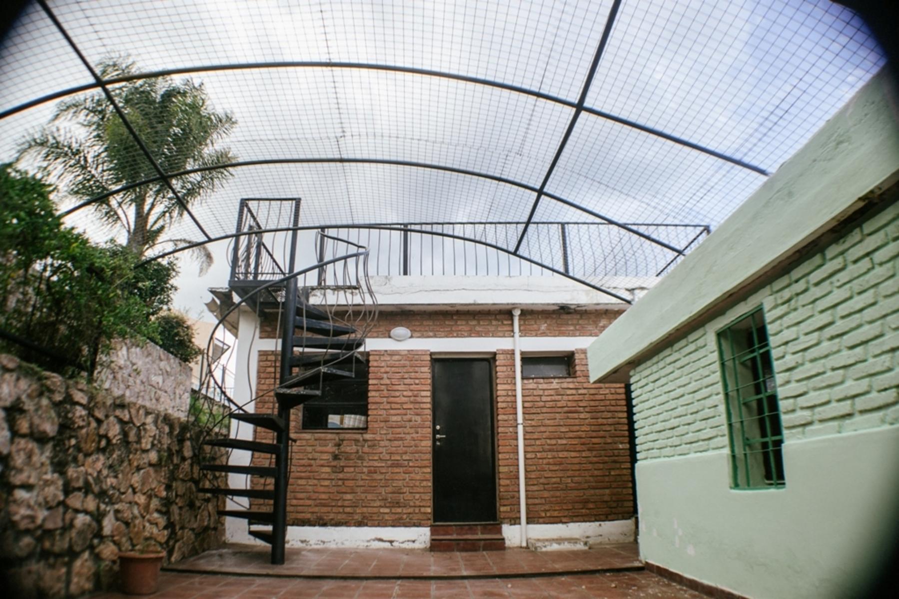 Importante propiedad en Villa del Lago!! — foto 9
