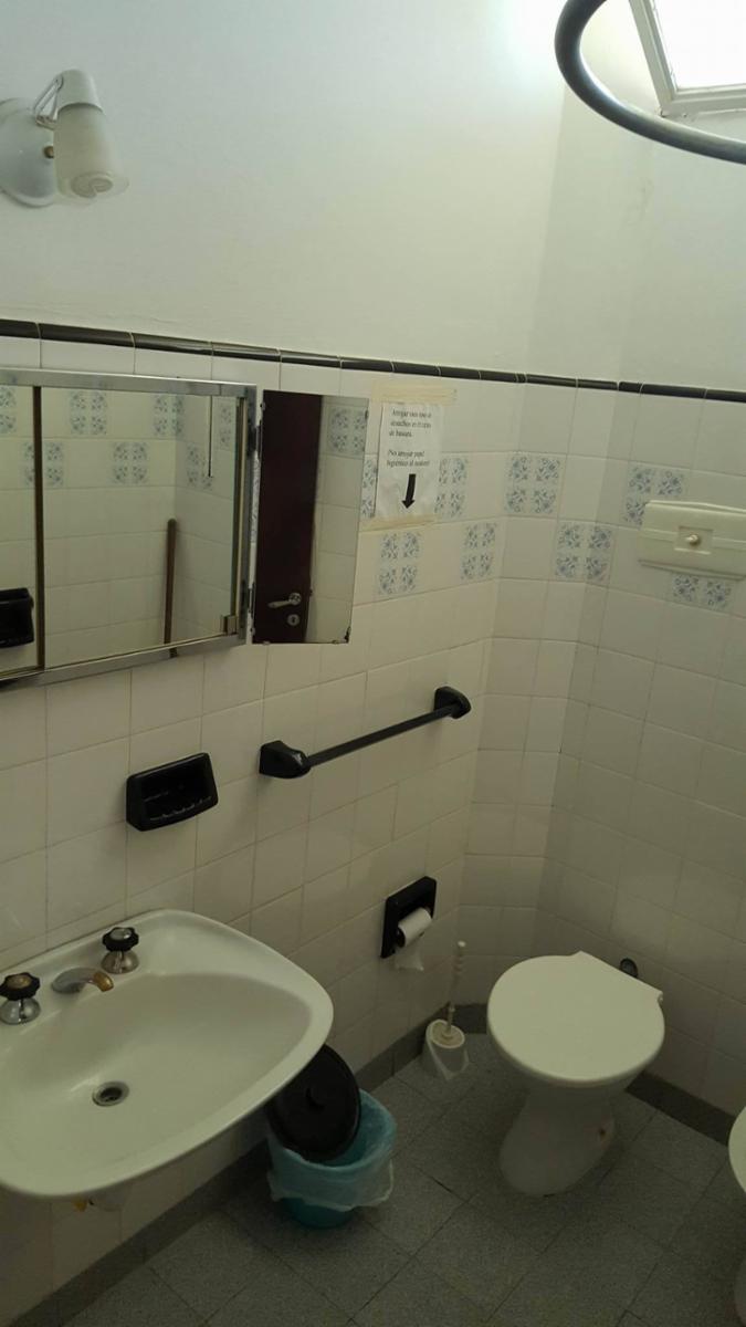 Excelente propiedad ubicada a metros del balneario mas importante de Carlos Paz — foto 14