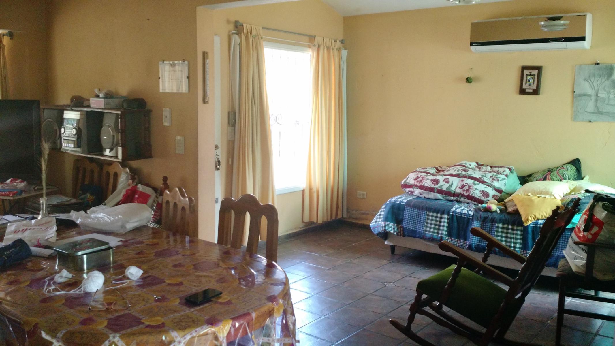 HERMOSA CASA EN SOL Y RIO! CON TRES DORMITORIOS, Y DEPTO INTERNO DE DOS DORMITORIOS. — foto 2