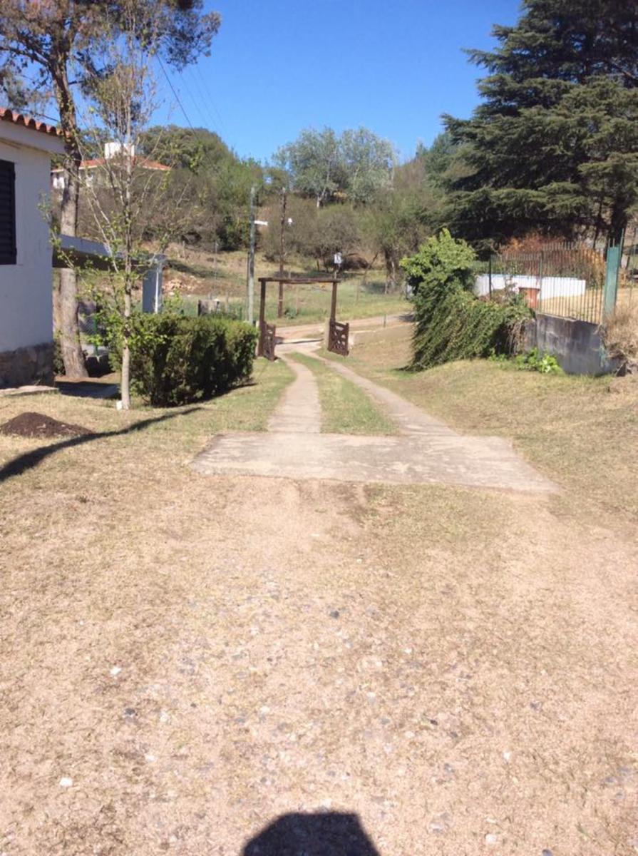 HERMOSA PROPIEDAD CON COSTA AL LAGO, EN COMPLEJO, BAJADA DE LANCHA PROPIA ESPACIOS VERDES IMPERDIBLE — foto 12