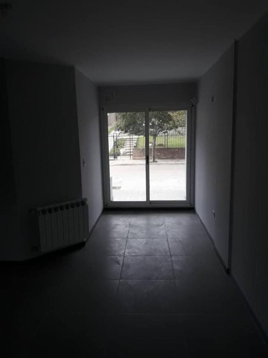OPORTUNIDAD REVENTA DEPTO 1 DORMITORIO Y 1/2. BERENICE II — foto 5