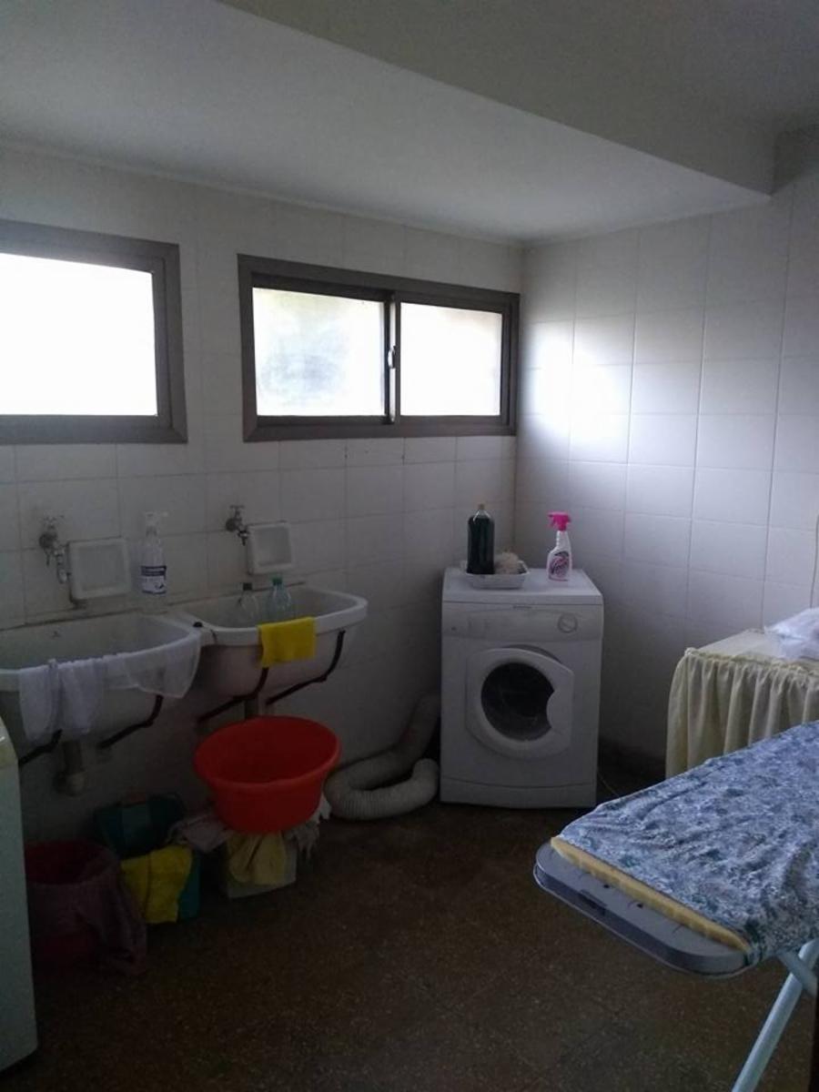 HERMOSA PROPIEDAD DE CATEGORIA CON VISTA PANORAMICA AL LAGO BARRIO LA CUESTA — foto 7