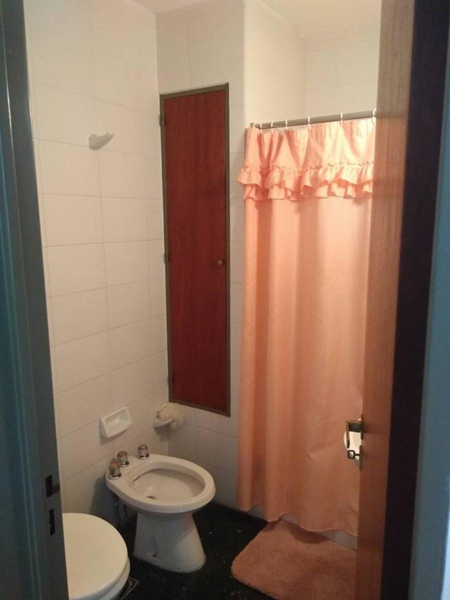 HERMOSA PROPIEDAD DE CATEGORIA CON VISTA PANORAMICA AL LAGO BARRIO LA CUESTA — foto 9