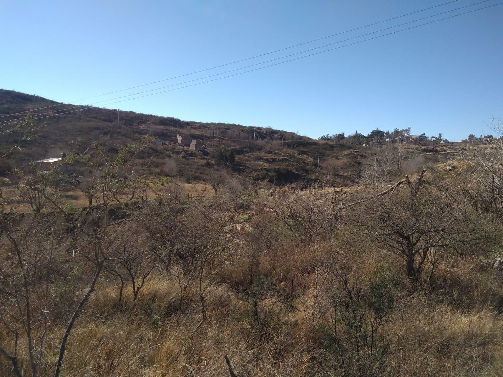 HERMOSO LOTE CON COSTA LA RIO LOS CHORRILLOS CARLOS PAZ SIERRAS — foto 3