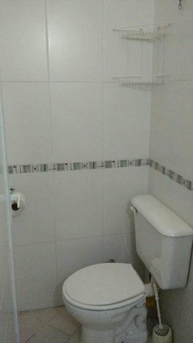 EXCELENTE MONOAMBIENTE RECICLADO A NUEVO A UNA CUADRA DE SARMIENTO — foto 3