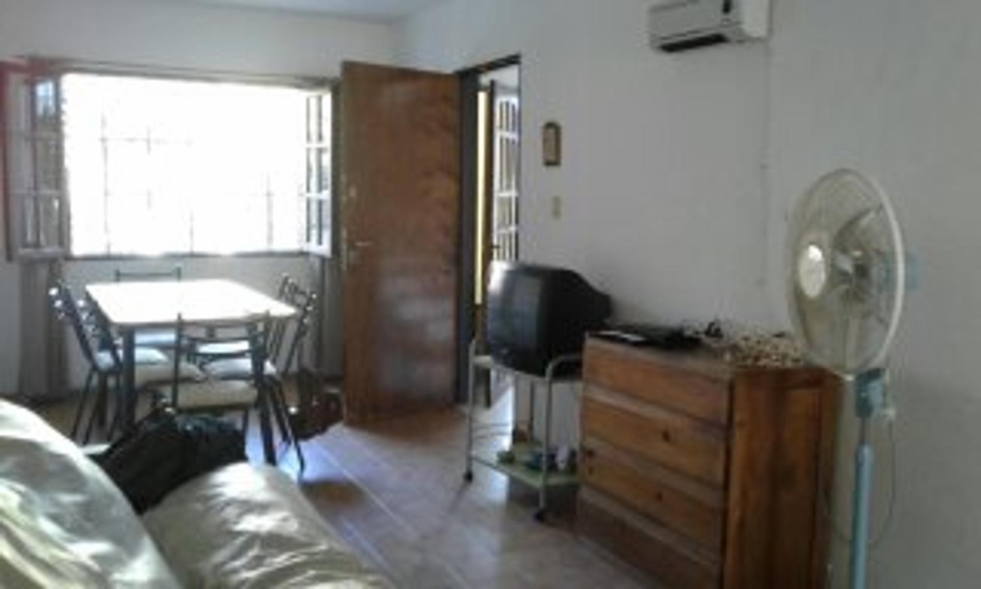 OPORTUNIDAD DEPARTAMENTO DE UN DORMITORIO PLANTA BAJA AL FRENTE CON VISTA AL RIO
