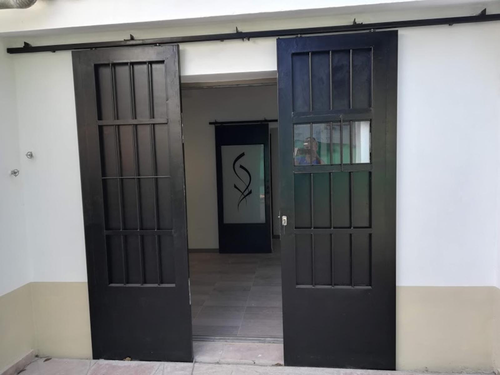 HERMOSA , AMPLIA Y CÓMODA PROPIEDAD EN VENTA EN UNO DE LOS MEJORES BARRIOS DE LA CIUDAD DE VILLA CARLOS PAZ — foto 3