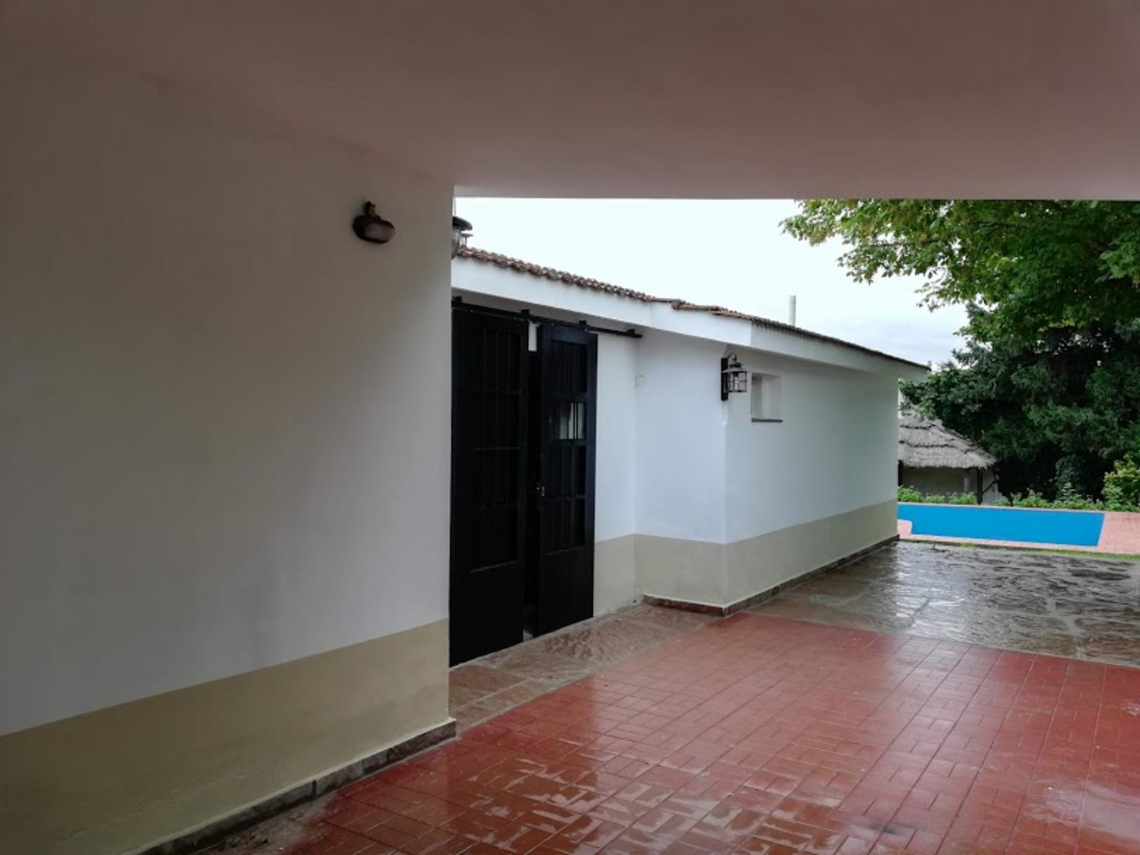 HERMOSA , AMPLIA Y CÓMODA PROPIEDAD EN VENTA EN UNO DE LOS MEJORES BARRIOS DE LA CIUDAD DE VILLA CARLOS PAZ — foto 7