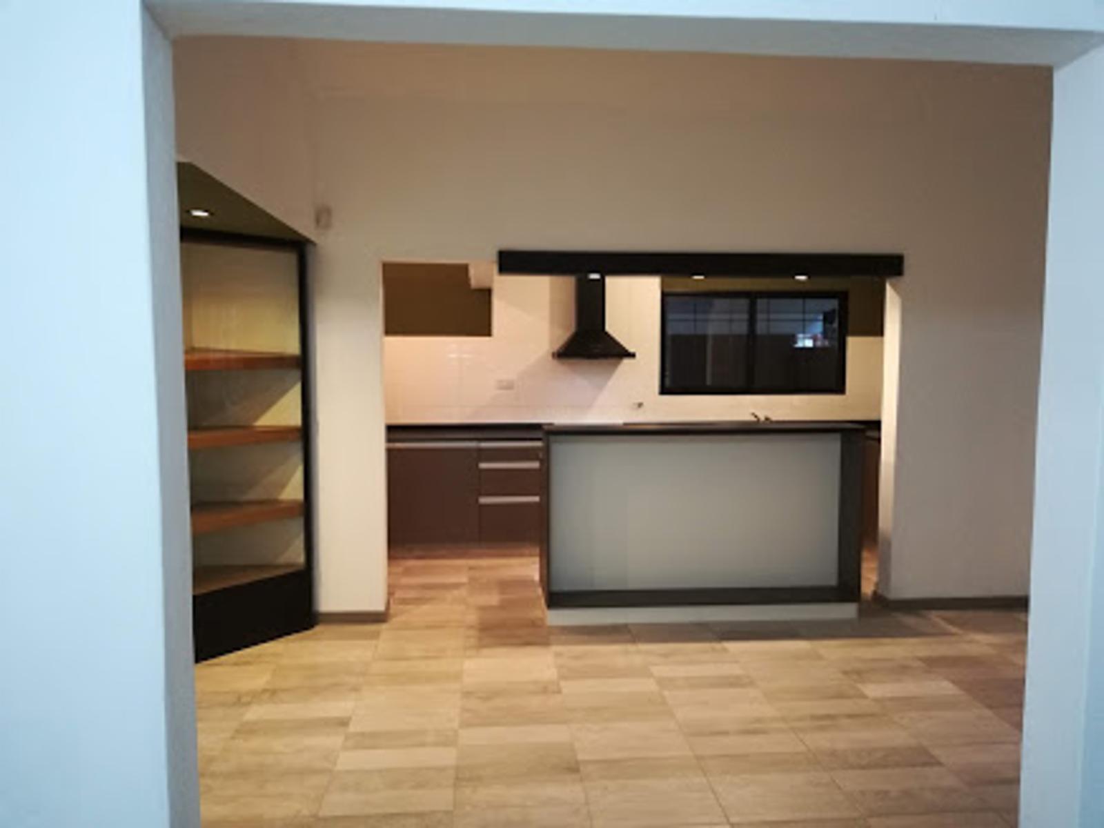 HERMOSA , AMPLIA Y CÓMODA PROPIEDAD EN VENTA EN UNO DE LOS MEJORES BARRIOS DE LA CIUDAD DE VILLA CARLOS PAZ — foto 11