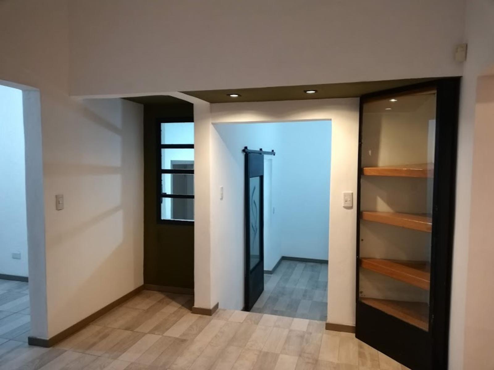 HERMOSA , AMPLIA Y CÓMODA PROPIEDAD EN VENTA EN UNO DE LOS MEJORES BARRIOS DE LA CIUDAD DE VILLA CARLOS PAZ — foto 12