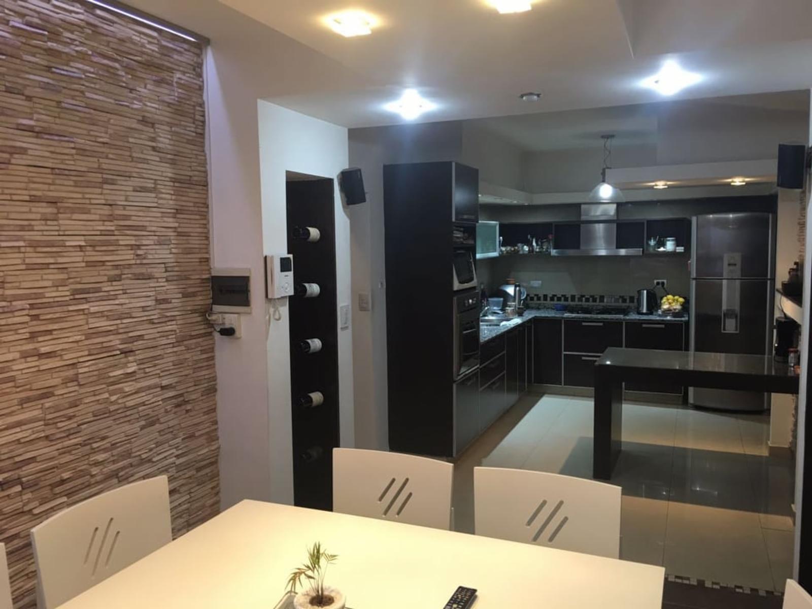 HERMOSA CASA EN PH, DE TRES DORMTORIOS CON TODOS LOS SERVICIOS COMODA Y MODERNA — foto 11