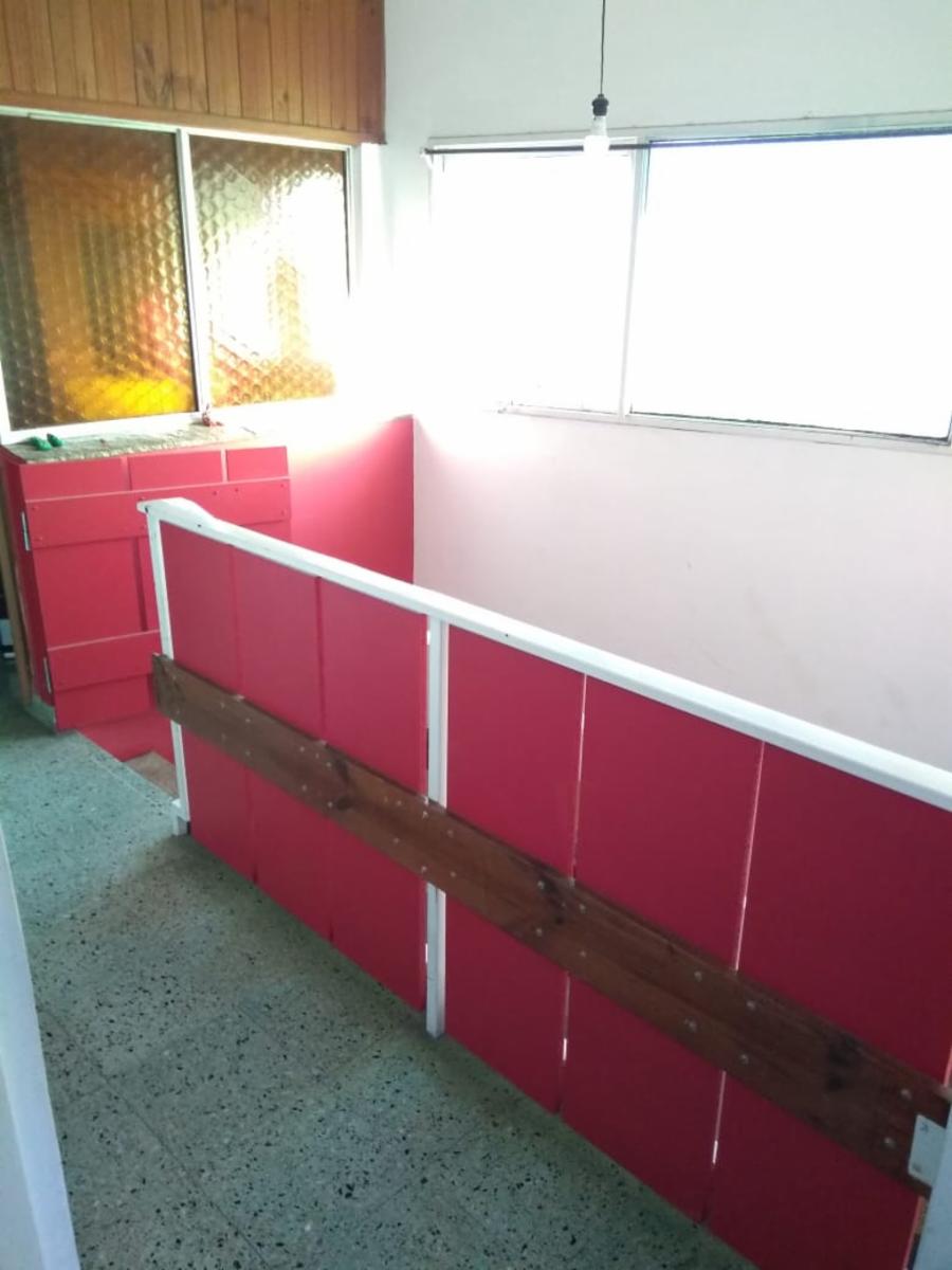 HERMOSO DEPARTAMENTO AL FRENTE SOBRE AV. SAN MARTIN CON BALCON CON VISTA TERRAZA DE 69 MTS. DOS DORMITORIOS — foto 2