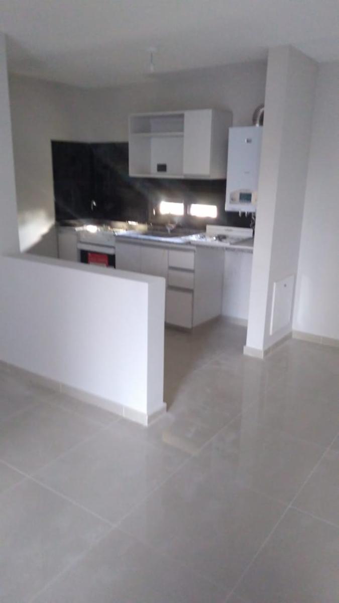 HERMOSO DEPARTAMENTO EN COMPLEJO BARRIO SANTA RITA — foto 9