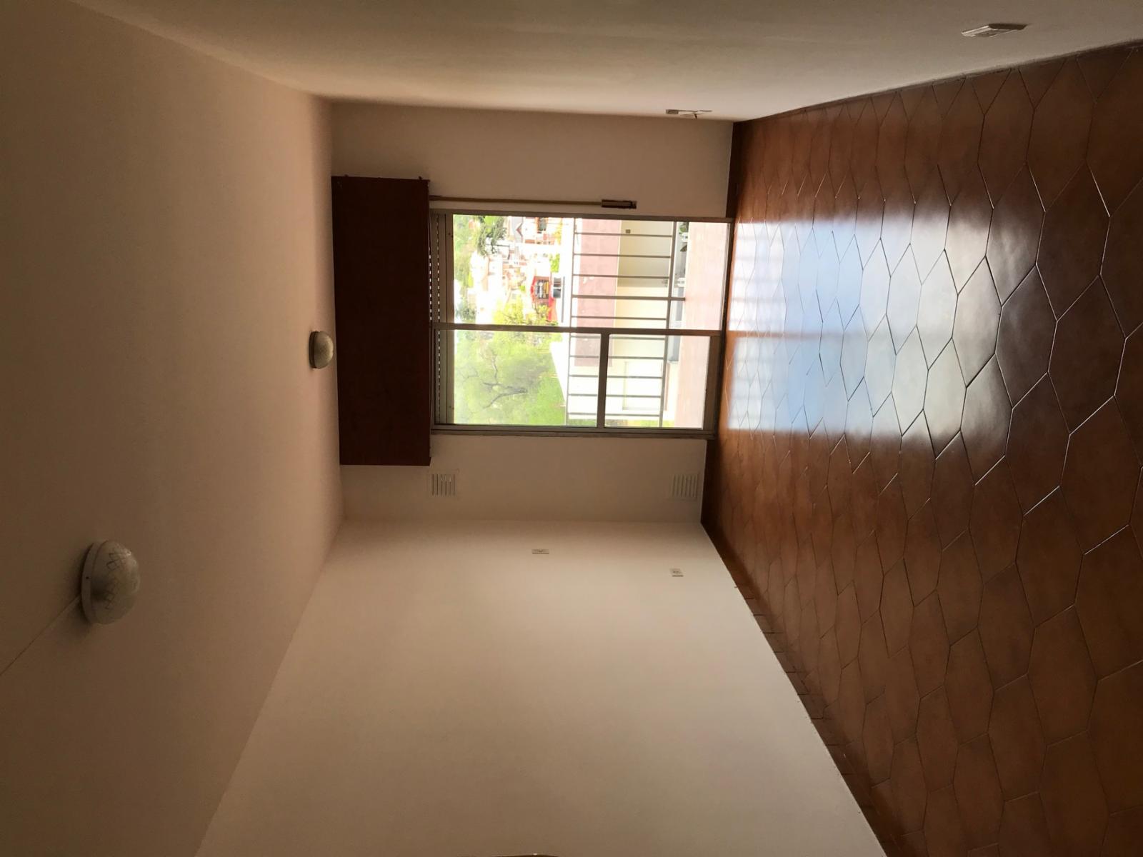 EXCELENTE DEPARTAMENTO A UNA CUADRA DEL PUENTE CENTRAL DE CARLOS PAZ DOS DORMITORIOS CON COCHERA IMPECABLE — foto 14