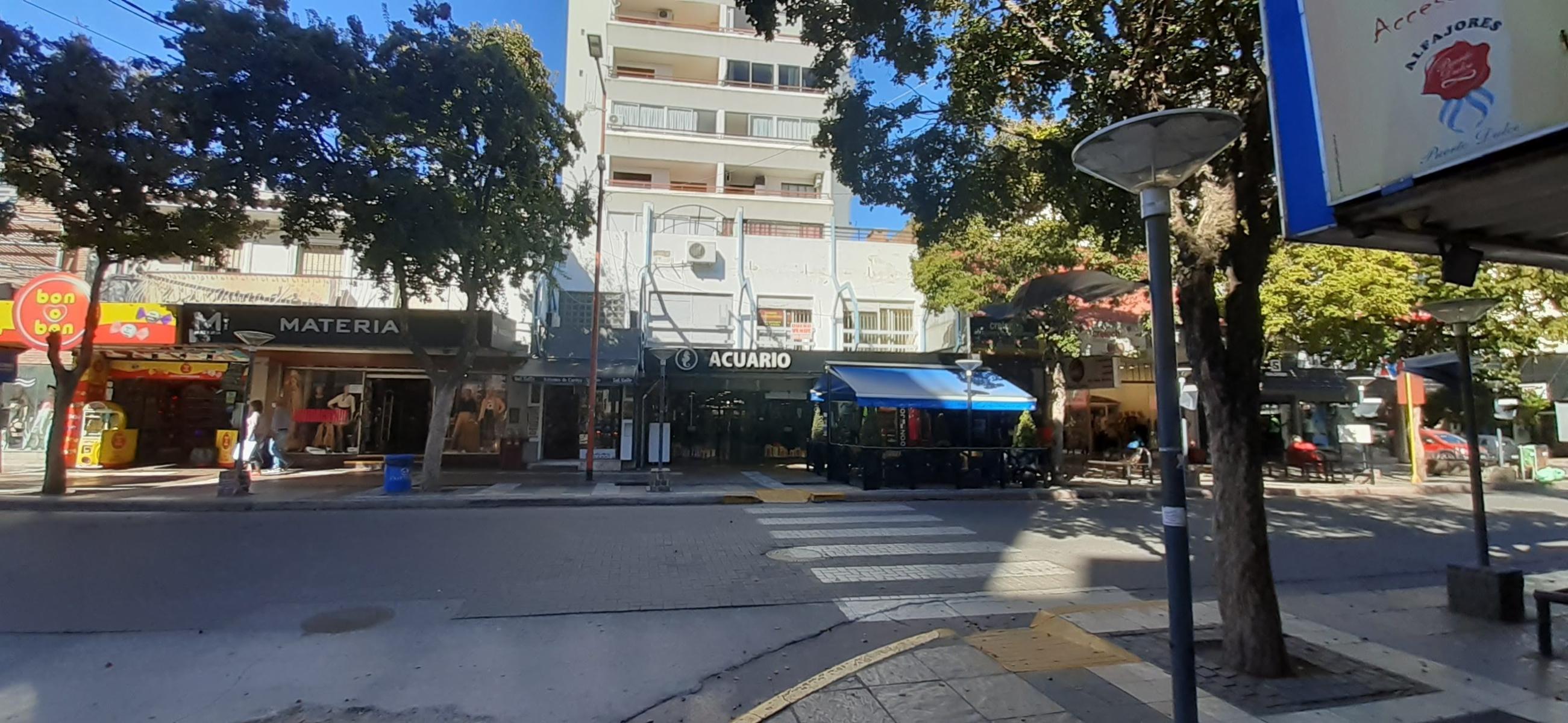 HERMOSA OFICINA CENTRICA EN VENTA - 2