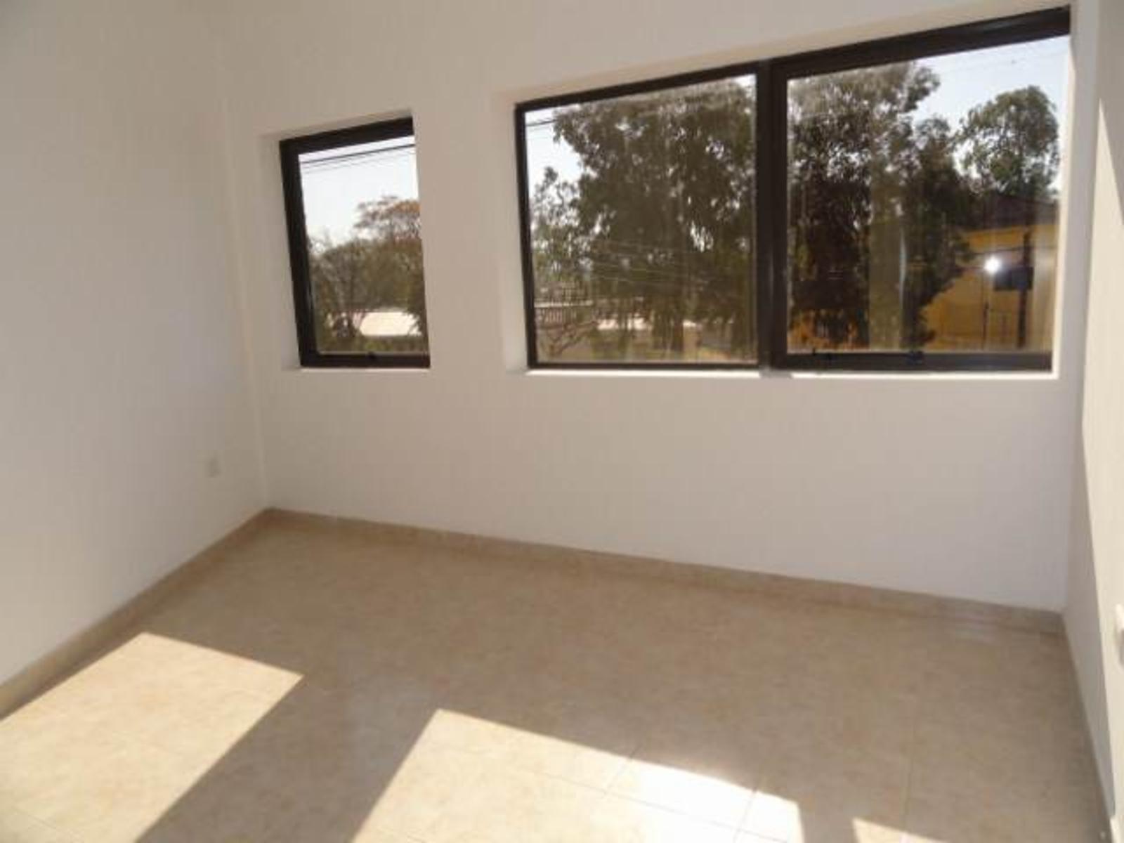DEPARTAMENTO CON EXCELENTE UBICACIÓN ZONA RESIDENCIAL — foto 2