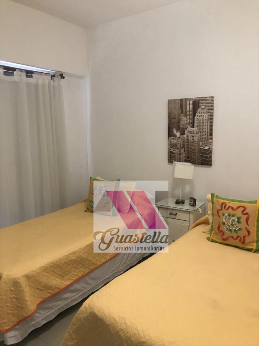 HERMOSO DEPARTAMENTO EN EDIFICIO DE CATEGORIA DOS DORMITORIOS , COCHERA, PILETA CON VISTA PANORAMICA A LAS SIERRAS — foto 2