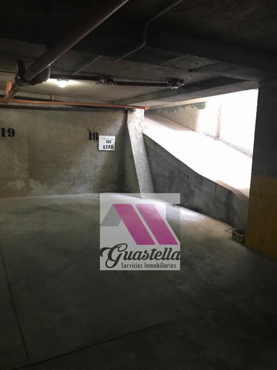 HERMOSO DEPARTAMENTO EN EDIFICIO DE CATEGORIA DOS DORMITORIOS , COCHERA, PILETA CON VISTA PANORAMICA A LAS SIERRAS — foto 8