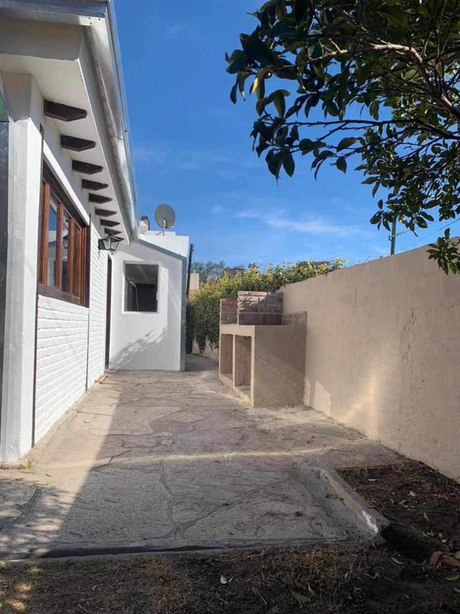 hermosa casa barrio los manantiales — foto 5
