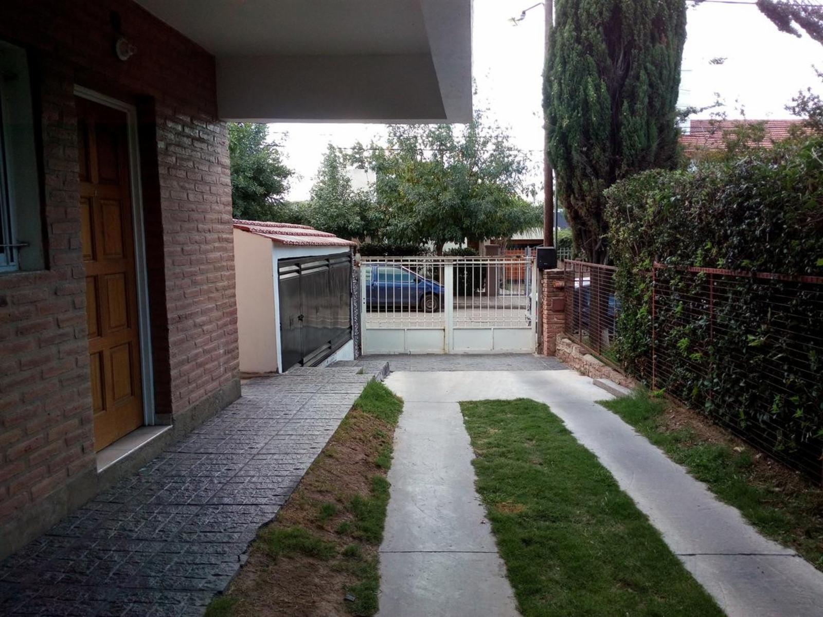 DEPARTAMENTO BARRIO SANTA RITA DOS DORMITORIOS CON COCHERA — foto 9