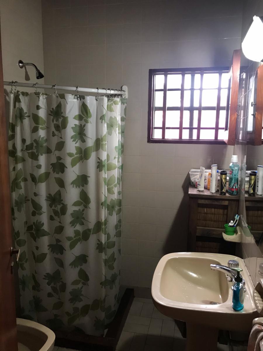 CASA DE DOS DORMITORIOS , PATIO GRANDE, CERCA DEL CENTRO — foto 2