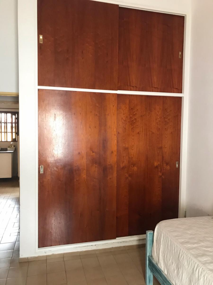 CASA DE DOS DORMITORIOS , PATIO GRANDE, CERCA DEL CENTRO — foto 7