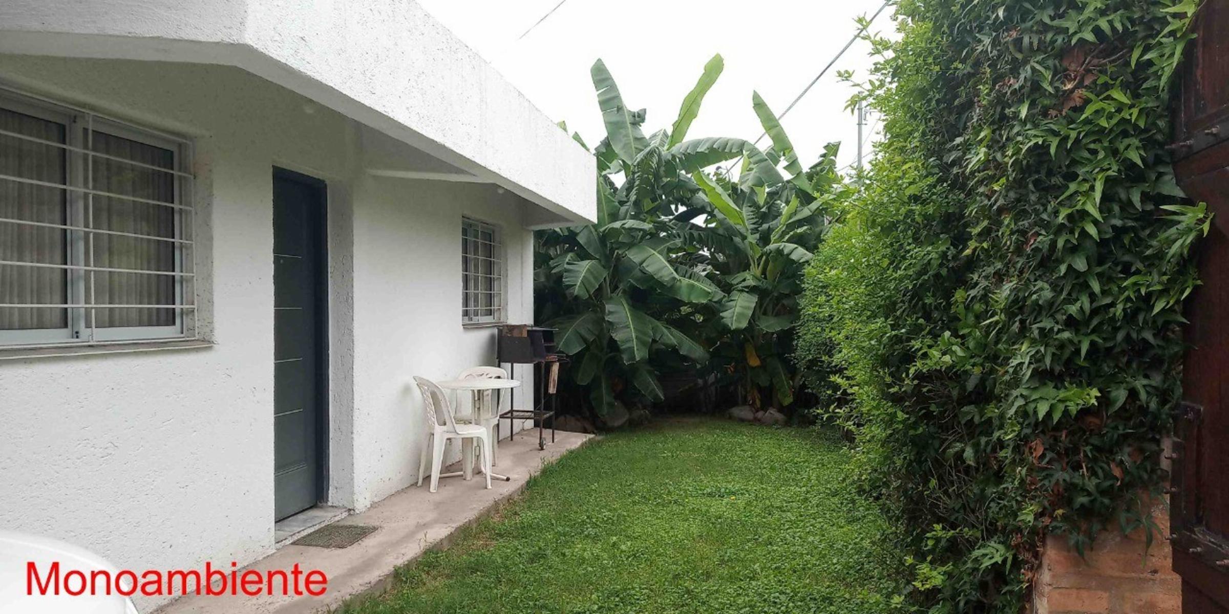 CASA TRES DORMITORIOS, DOS BAÑOS , COCINA COMEDOR , LIVING , PARQUE , CENTRICA — foto 13