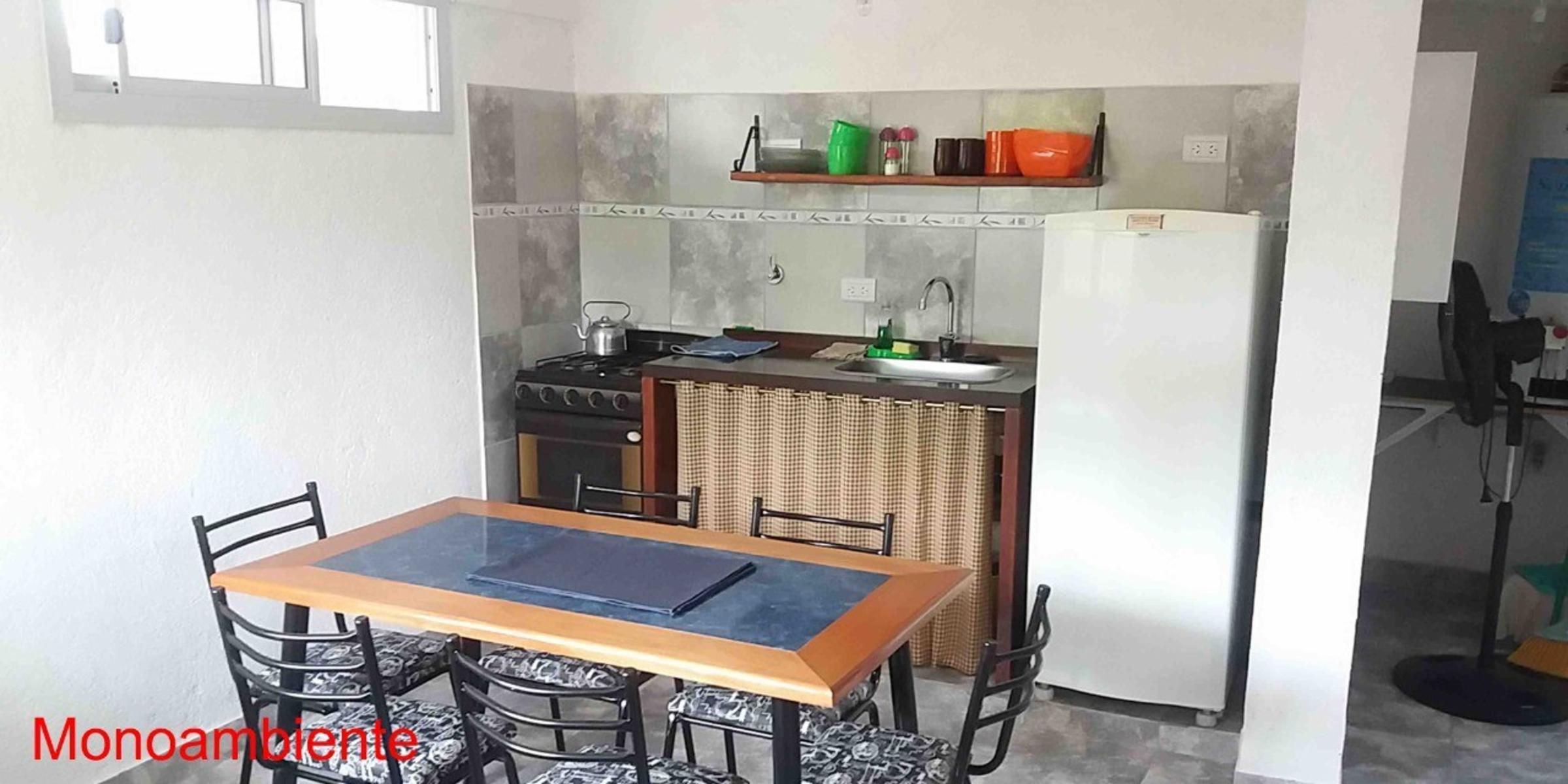 CASA TRES DORMITORIOS, DOS BAÑOS , COCINA COMEDOR , LIVING , PARQUE , CENTRICA — foto 14