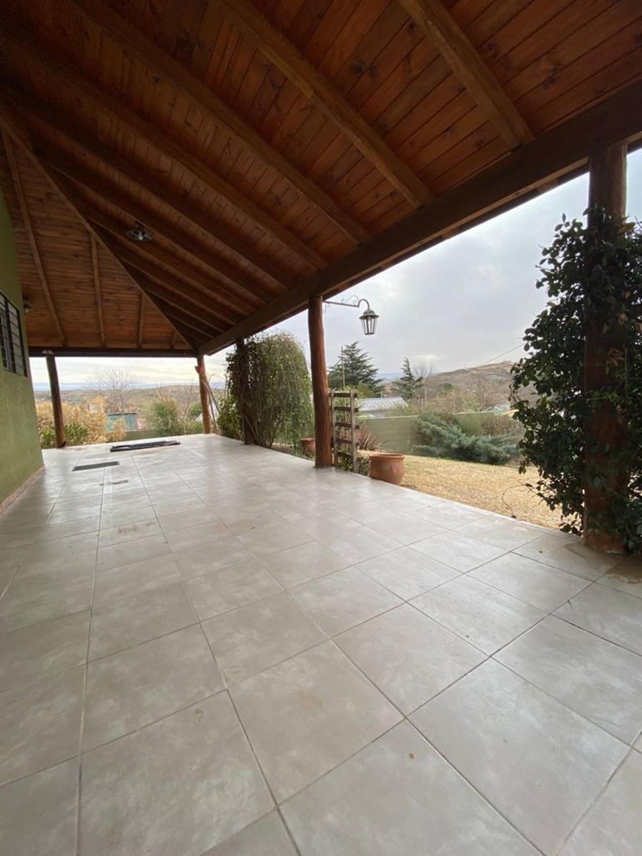 CASA DOS DORMITORIOS , MODERNA, PATIO GRANDE, PILETA — foto 8