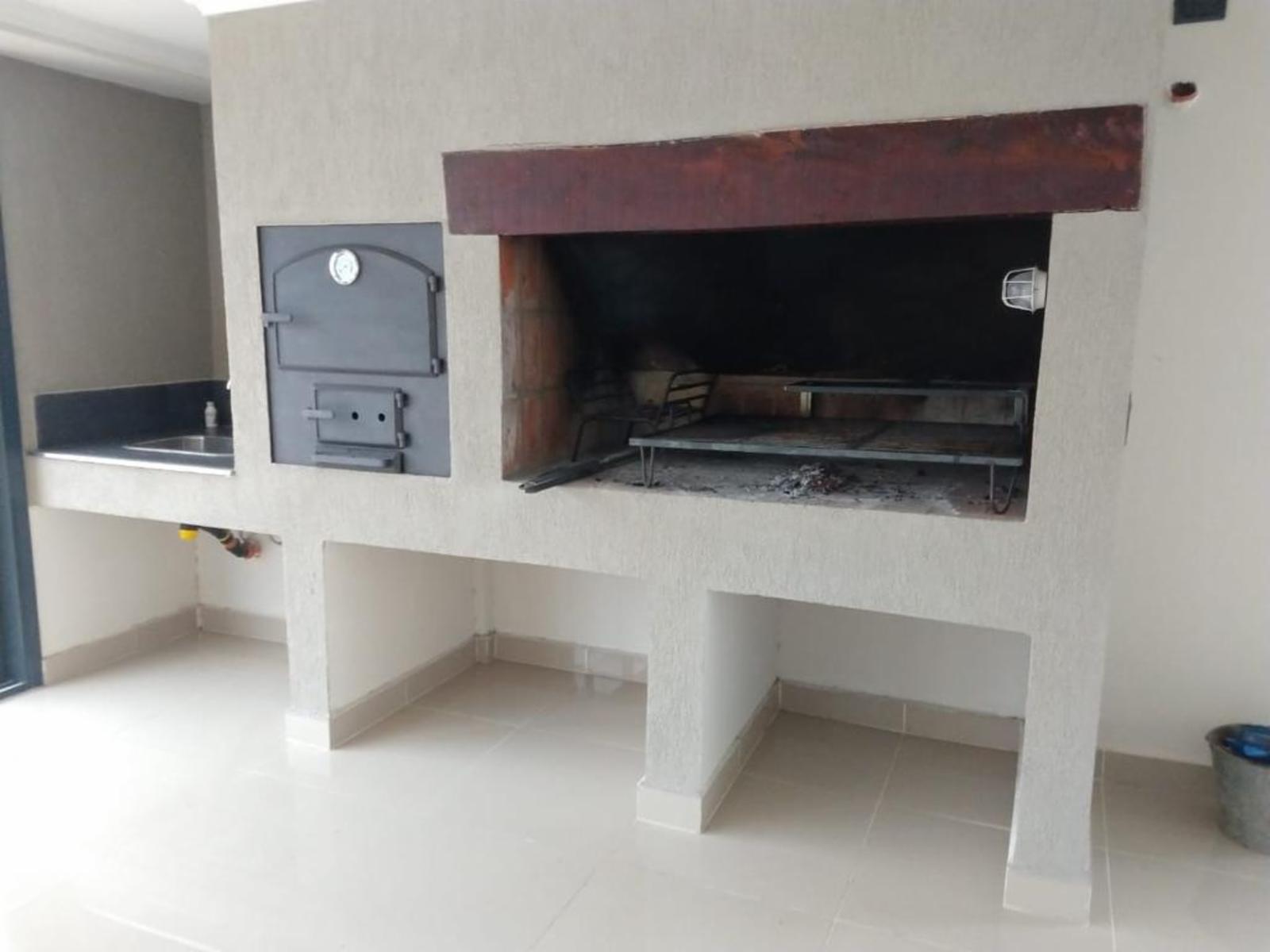 DEPARTAMENTO CON BALCON, UN DORMITORIO , PILETA , QUINCHO , EXCELENTE UBICACION — foto 15