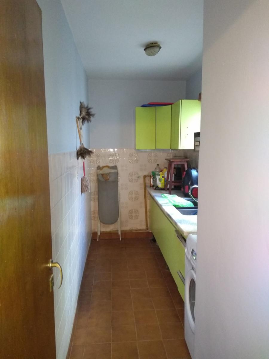 CASA EN VENTA TRES DORMITORIOS , DOS BAÑOS , COCINA COMEDOR , LIVING , CENTRICA — foto 4
