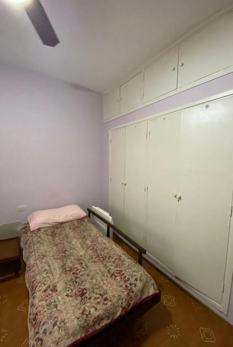OPORTUNIDAD DEPARTAMENTO , MAS COCHERA Y DEPOSITO 140 MTS TOTALES . DOS DORMITORIOS CENTRICO