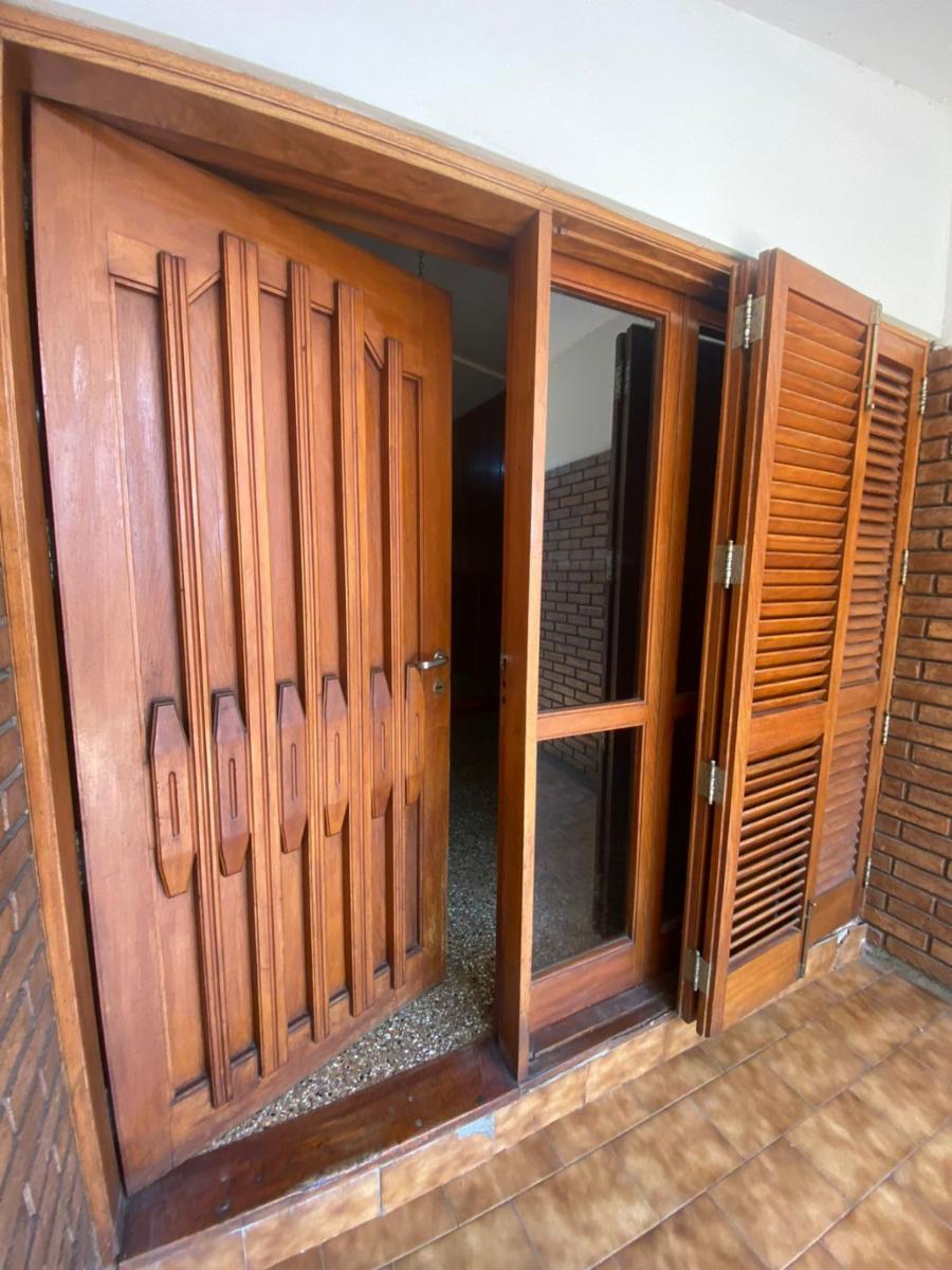 HERMOSA CASA EN PH CENTRICA . TODOS LOS SERVICIOS . DOS DORMITORIOS DOS BAÑOS — foto 6
