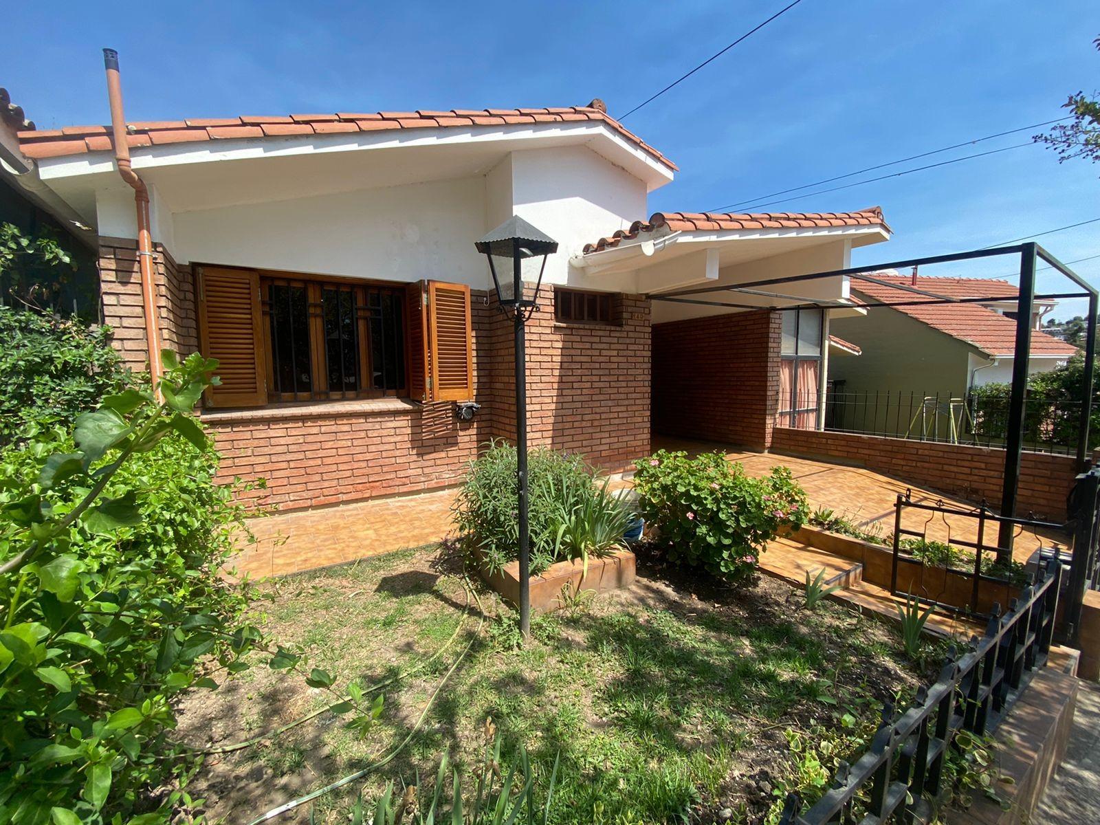 HERMOSA CASA EN PH CENTRICA . TODOS LOS SERVICIOS . DOS DORMITORIOS DOS BAÑOS — foto 13
