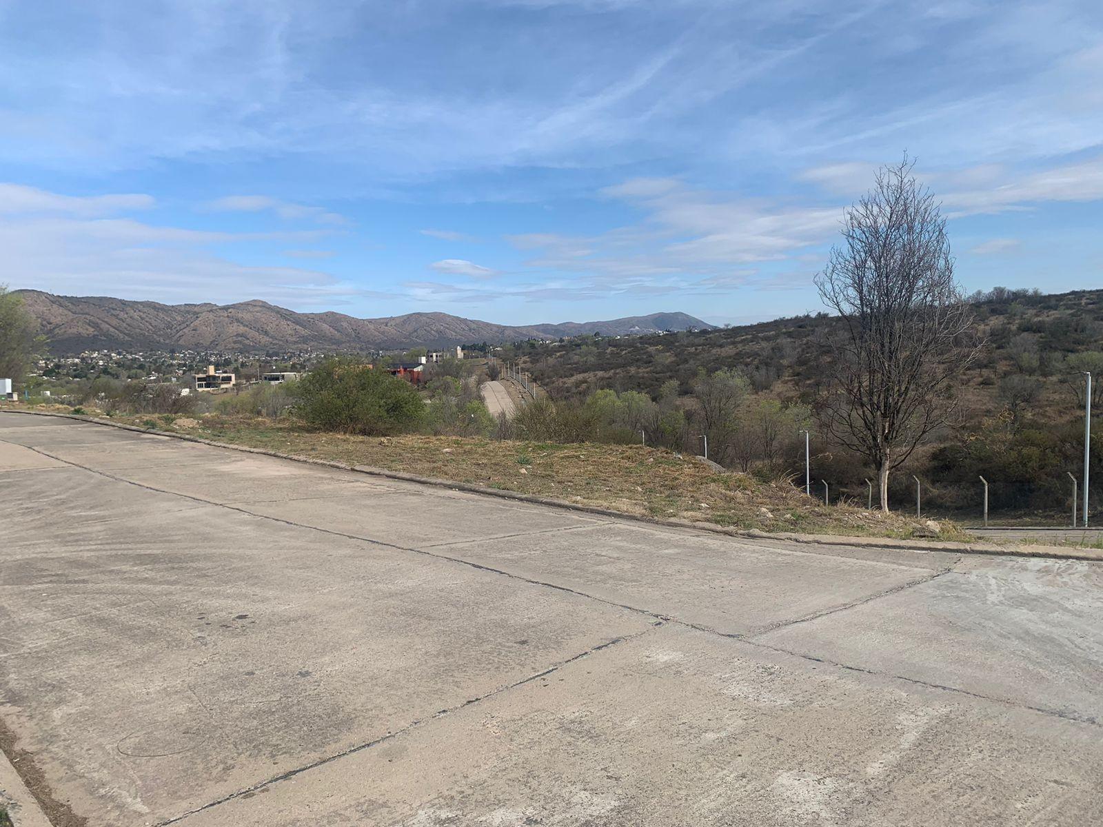 Lote en venta en Altos de Carlos Paz — foto 2