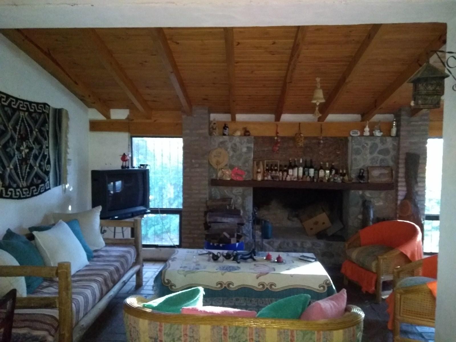 EXCELENTE PROPIEDAD A LA VENTA EN TRASLASIERRA — foto 5
