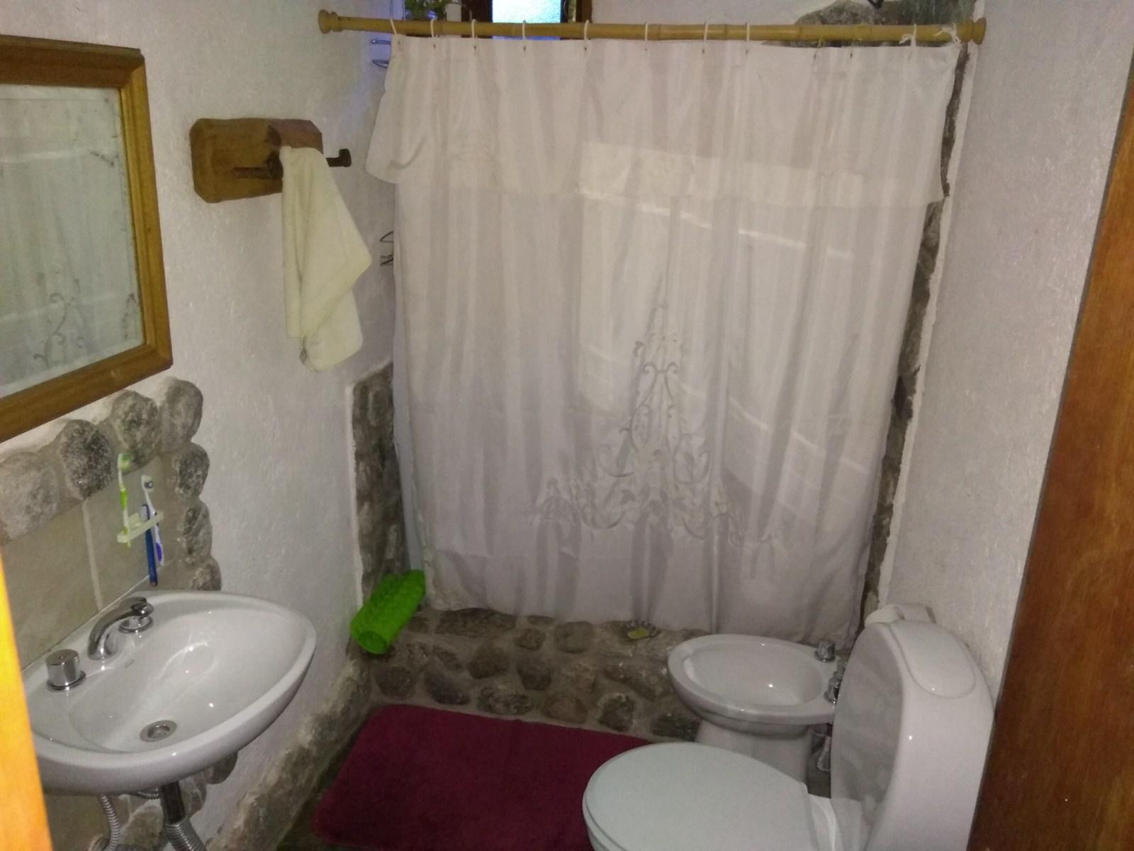 EXCELENTE PROPIEDAD A LA VENTA EN TRASLASIERRA — foto 9