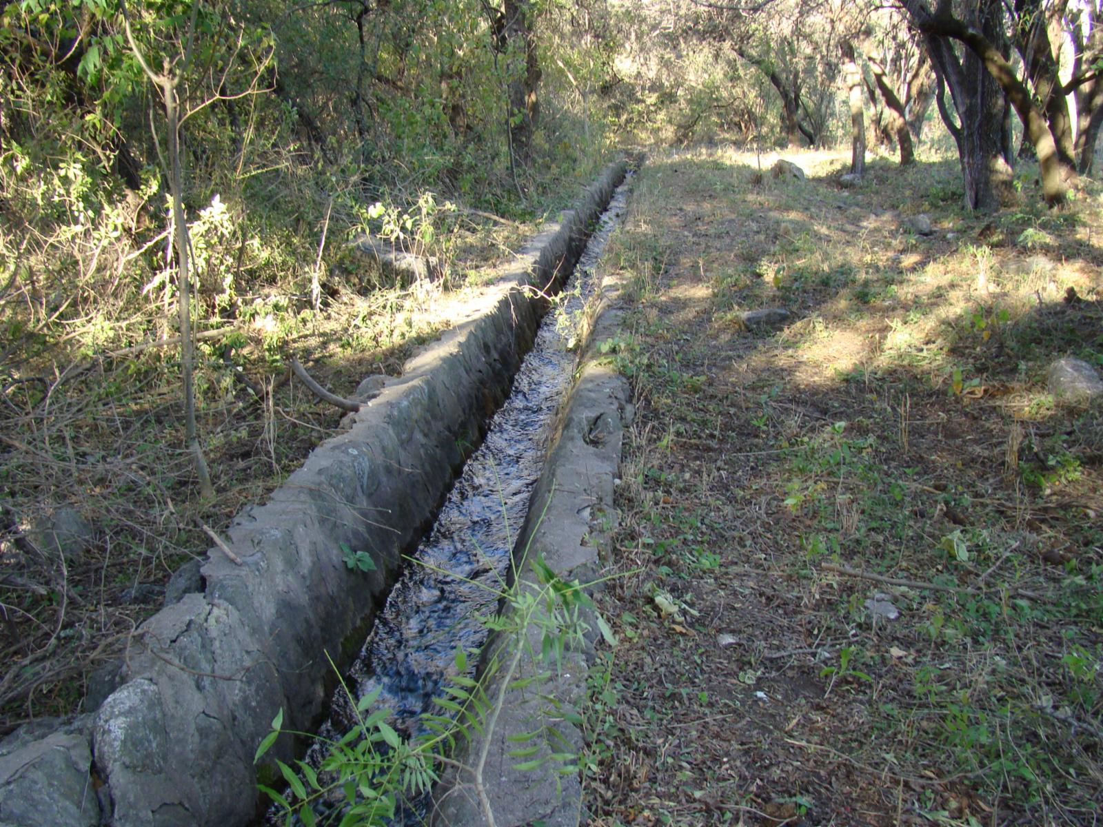 TERRENO EN VENTA EN LA POBLACIÓN TRASLASIERRA