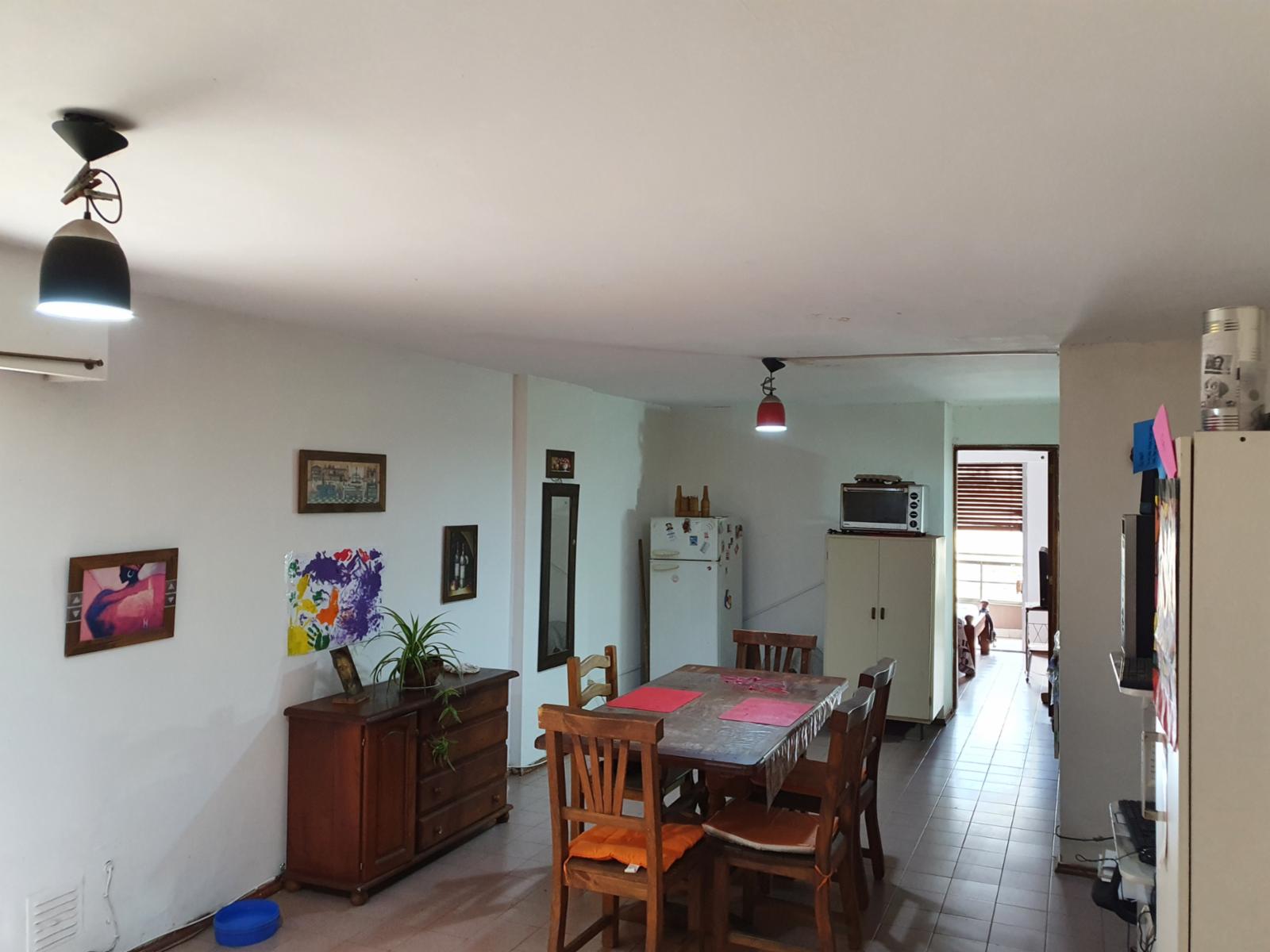 Vendo departamento amplio con balcón y patio - Córdoba Capital — foto 2