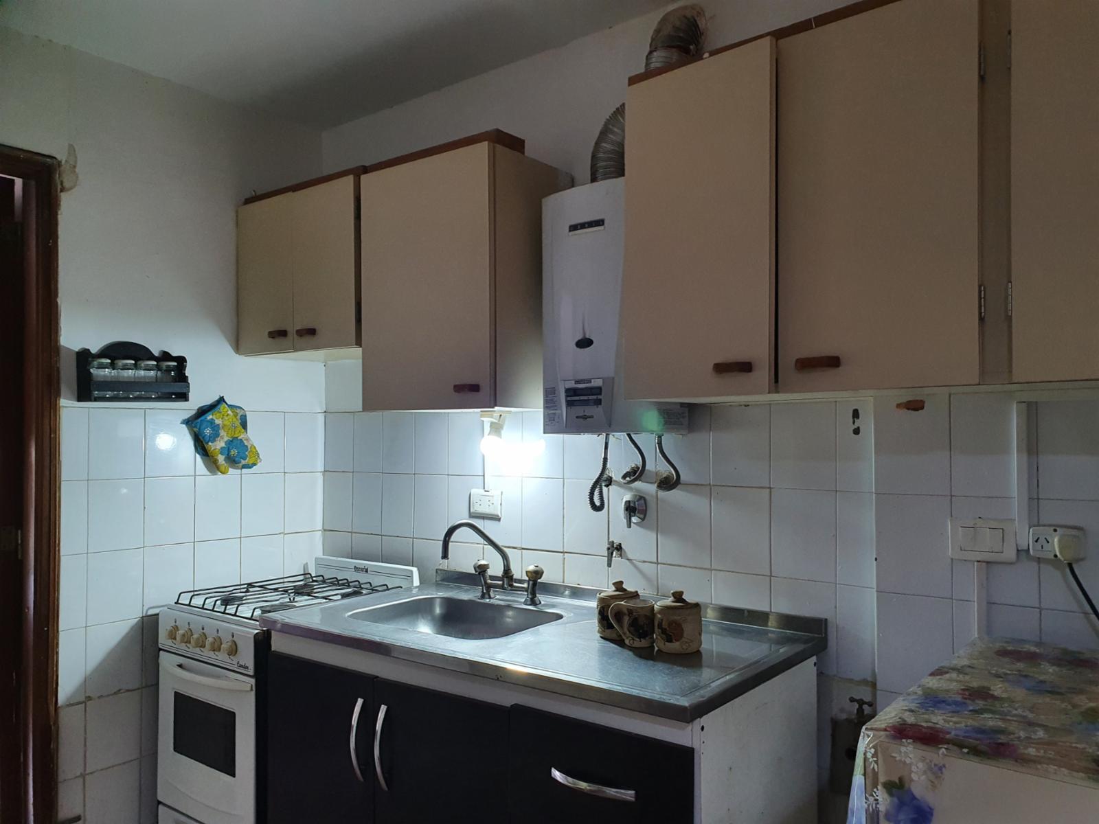 Vendo departamento amplio con balcón y patio - Córdoba Capital — foto 4