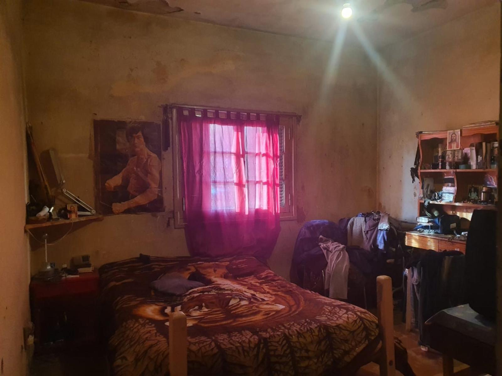 VENDO CASA A RECICLAR APTO LOCALES - Entre Av. Ohiggins y José Javier Diaz — foto 6