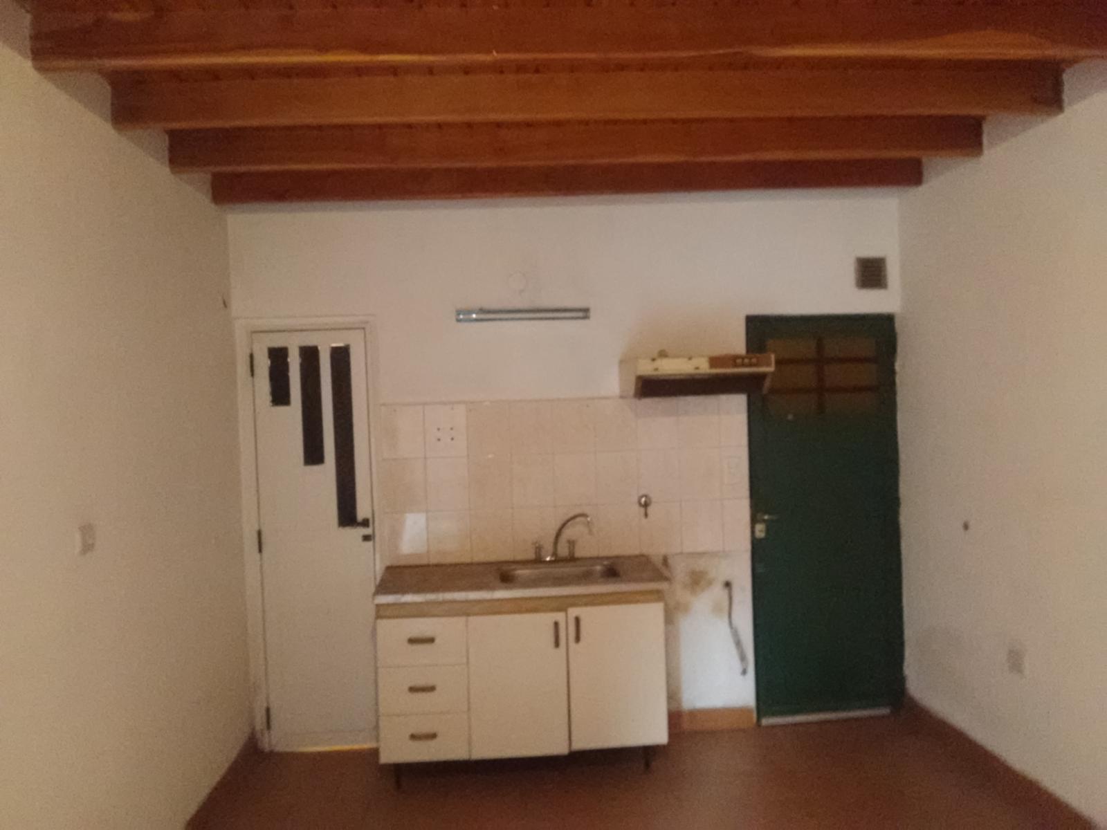 VENDO DÚPLEX SOBRE CALLE TUYUTI EN TABLADA — foto 6