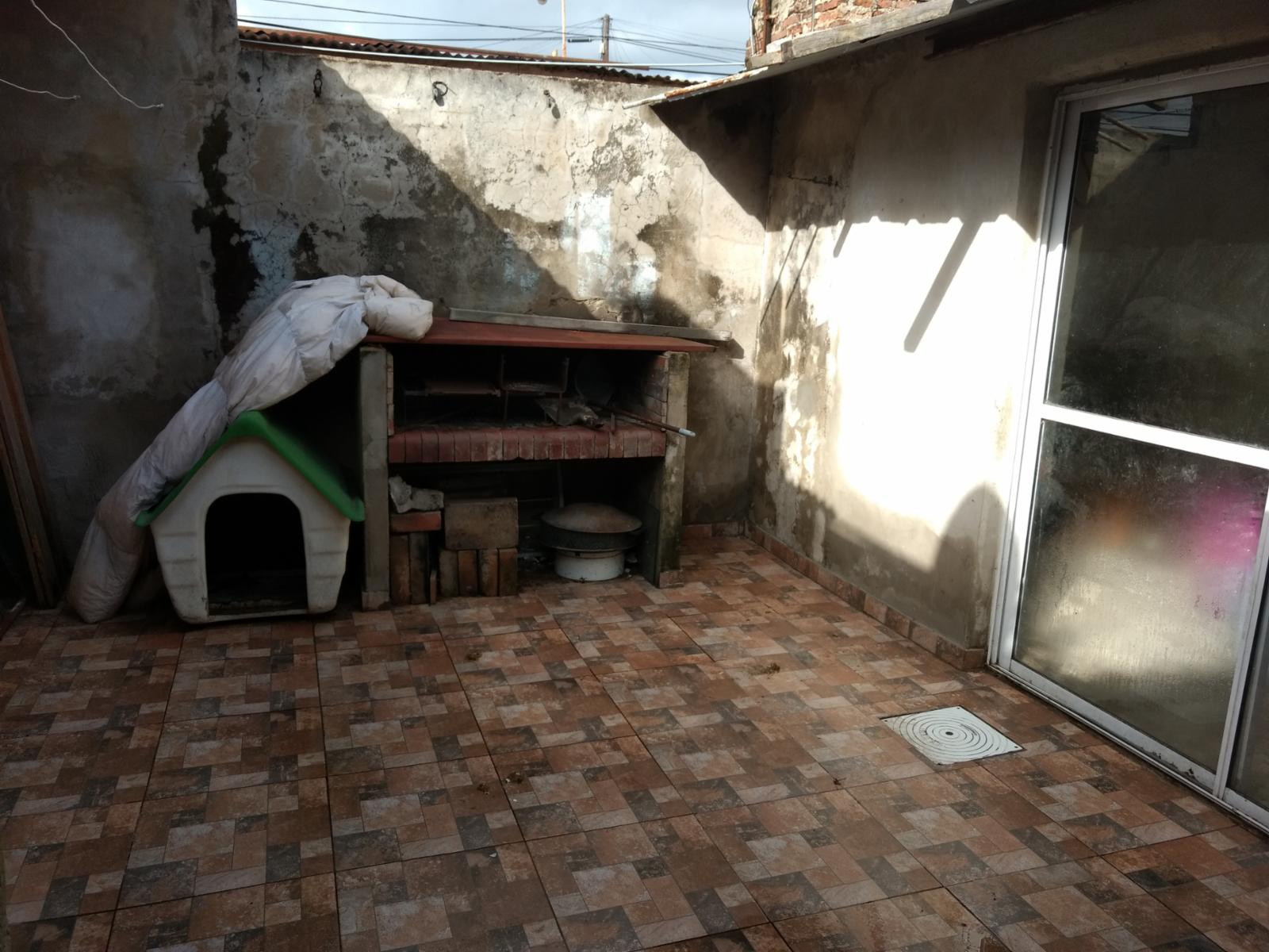 Vendo casa con departamento en Tapiales — foto 2