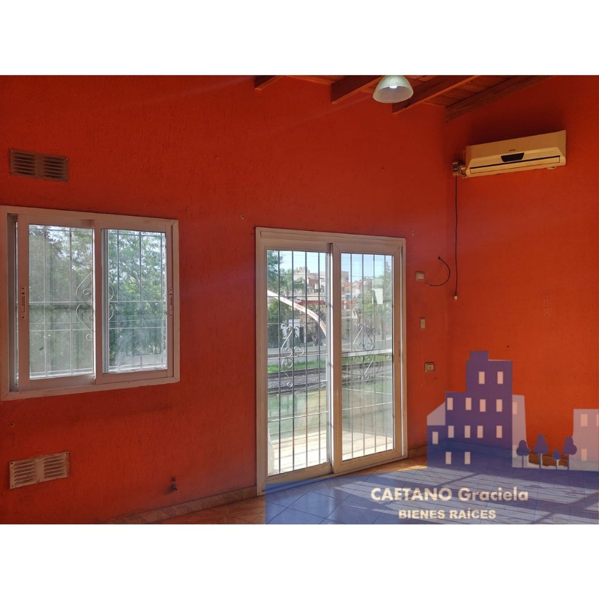 EXCELENTE DEPARTAMENTO DE 2 AMBIENTES CON COCHERA EN VILLA MADERO - 4