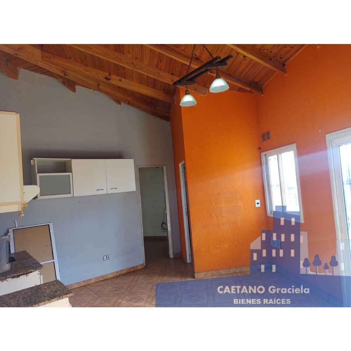 EXCELENTE DEPARTAMENTO DE 2 AMBIENTES CON COCHERA EN VILLA MADERO - 11