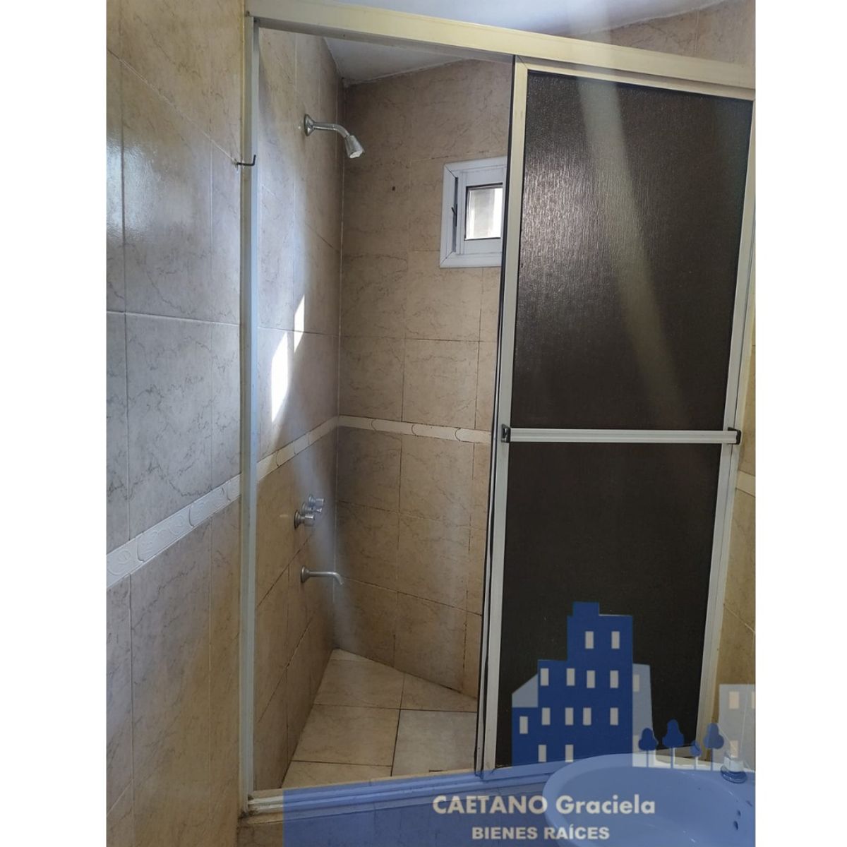 EXCELENTE DEPARTAMENTO DE 2 AMBIENTES CON COCHERA EN VILLA MADERO - 21