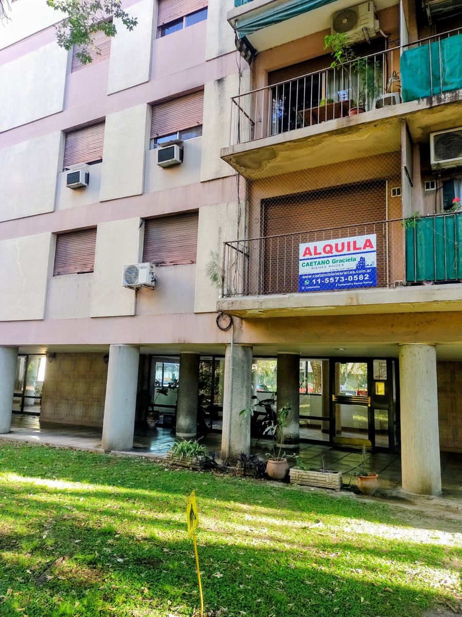 ALQUILO DPTO. 3 AMBIENTES EN BARRIO AUTOPISTA TAPIALES - 1